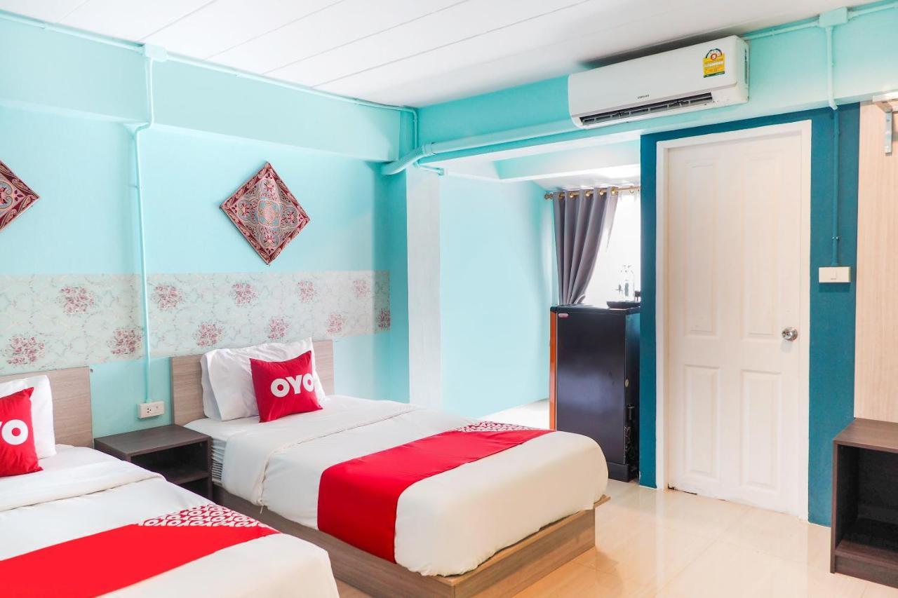 Oyo 983 The Private Hotel Čiang Mai Exteriér fotografie