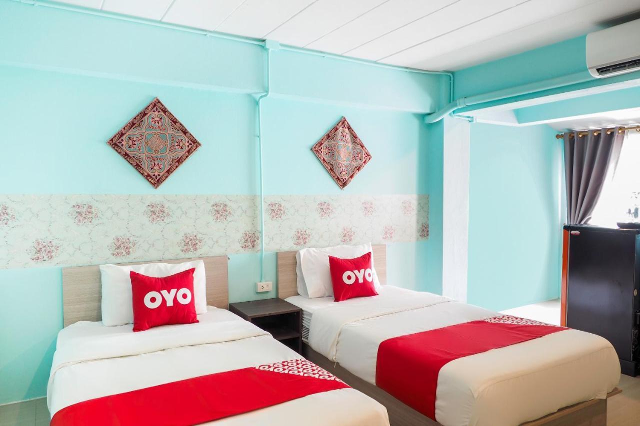 Oyo 983 The Private Hotel Čiang Mai Exteriér fotografie